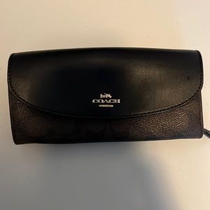 Coach signature wallet